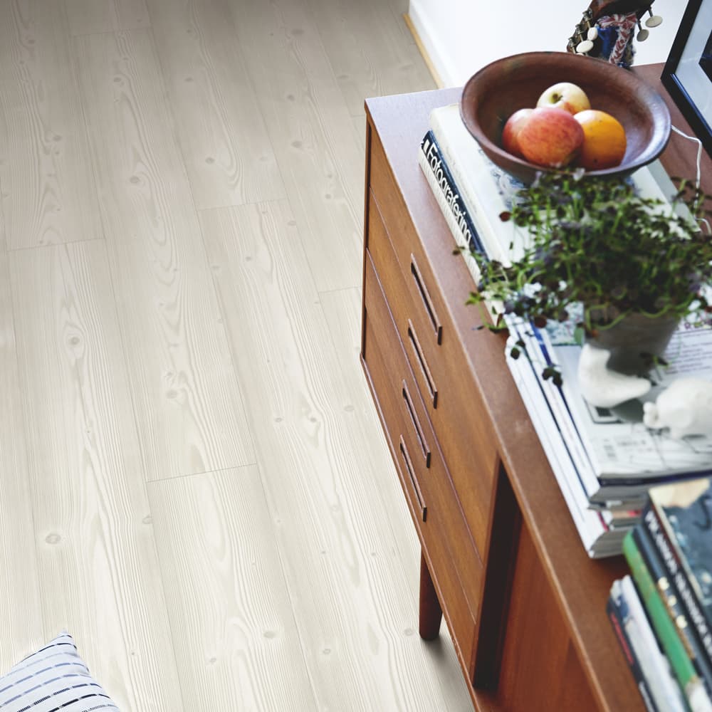 Плитка ПВХ Pergo Modern Plank Glue V3231-40072 Скандинавская белая Сосна 1515*217*2,5 (3,616)