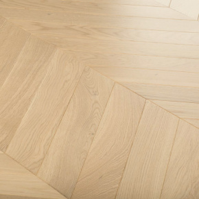 Паркет Елка Французская Lab Arte Chevron Дуб Селект 2006 лак 600/450х150х14/3/45° в интерьере