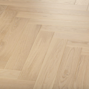 Паркет Елка Английская Lab Arte Angle Дуб Селект Шёлк лак 500х110х14/3 в интерьере